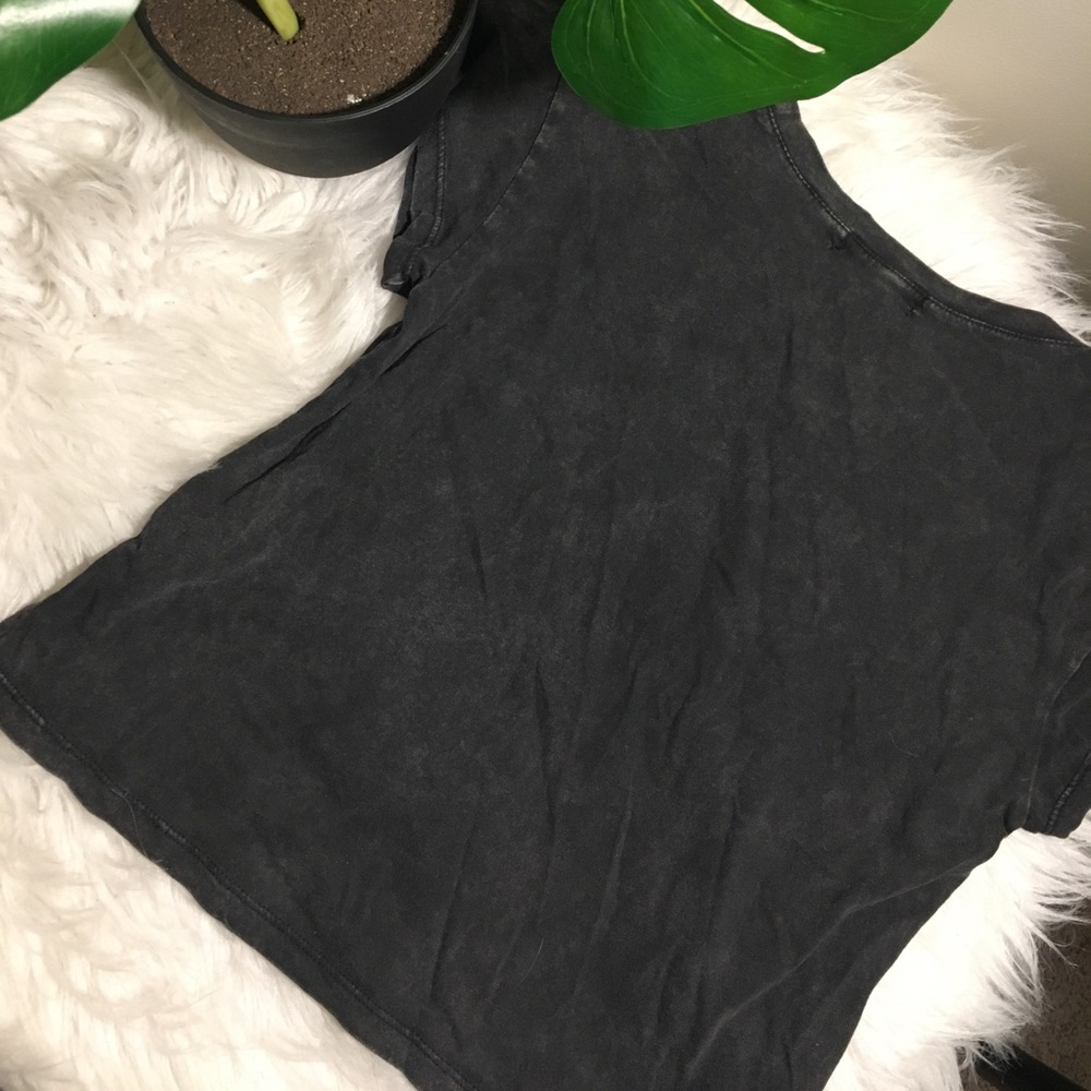 ‘Rad’ Crop Top - Picture 4 of 4